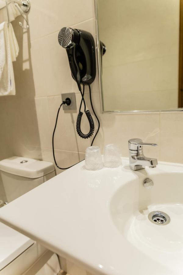 Hostal סנטו דומינגו דה סילוס מראה חיצוני תמונה