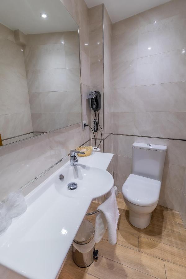 Hostal סנטו דומינגו דה סילוס מראה חיצוני תמונה