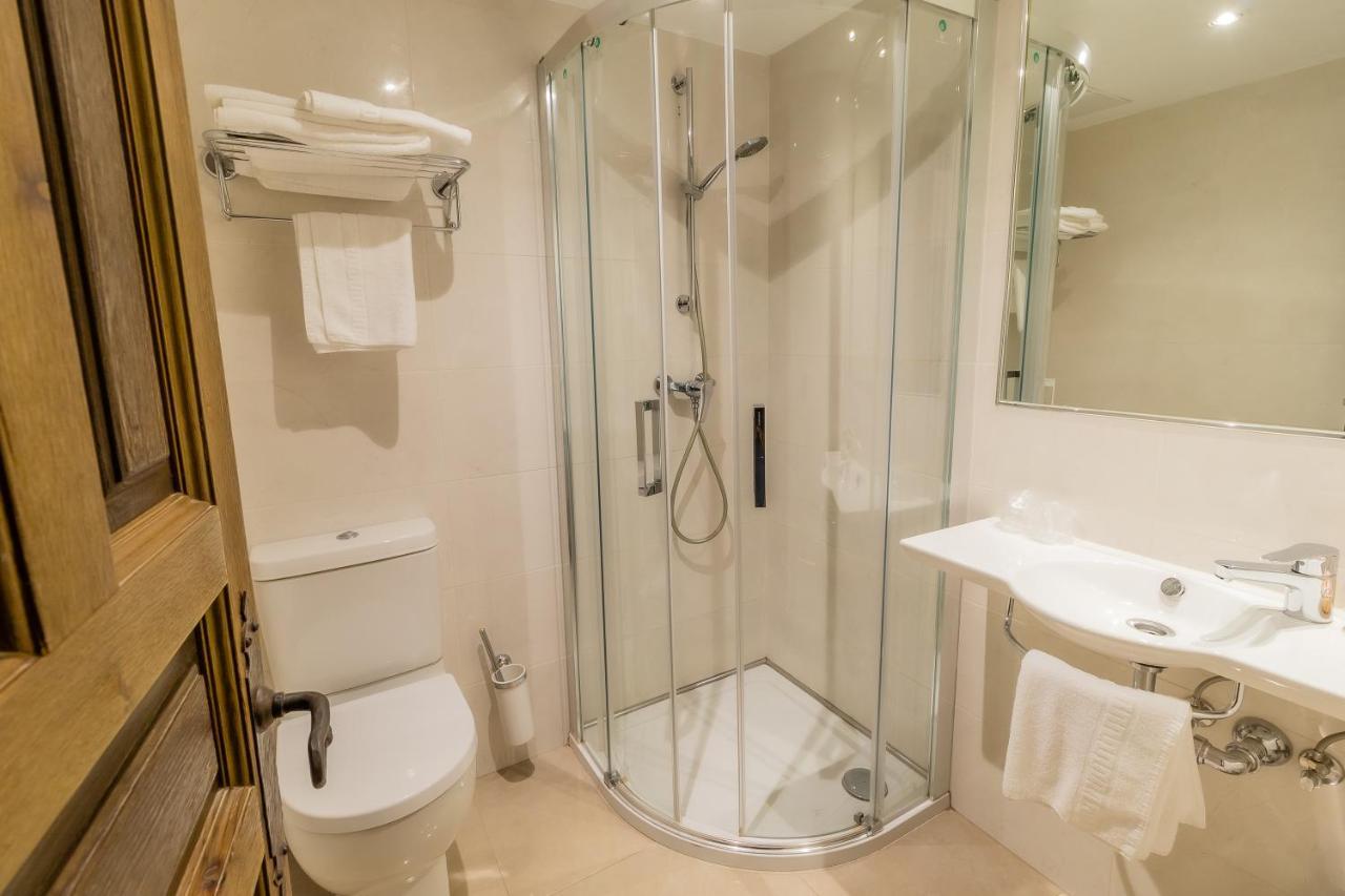 Hostal סנטו דומינגו דה סילוס מראה חיצוני תמונה